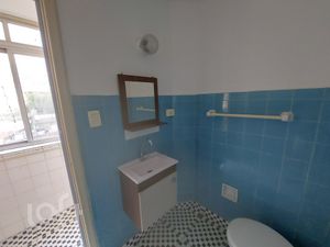 Image 1 - 883841