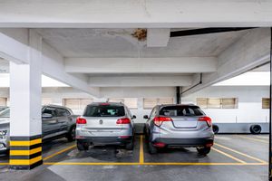 Image 35 - 883854