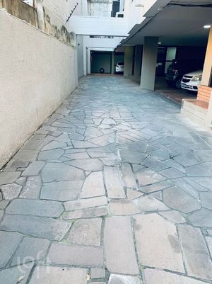 Image 17 - 883870