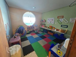 Image 18 - 883871