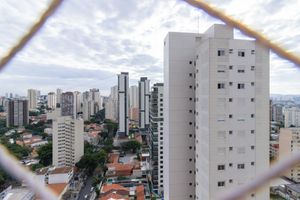 Image 2 - 883873