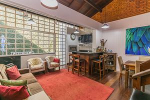 Image 16 - 883876