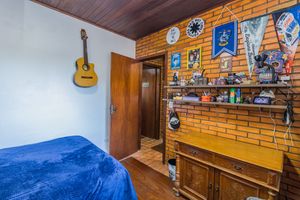 Image 38 - 883876