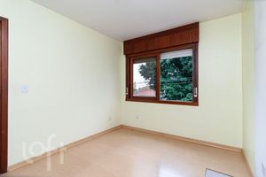 Image 14 - 883877