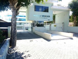 Image 17 - 883881