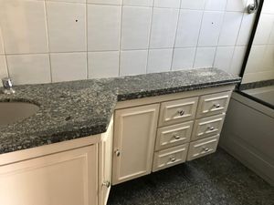 Image 15 - 883889