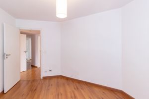 Image 9 - 883889