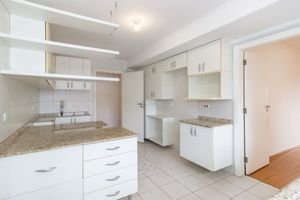 Image 36 - 883889