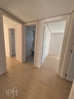 Image 3 - 883892