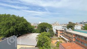 Image 12 - 883941
