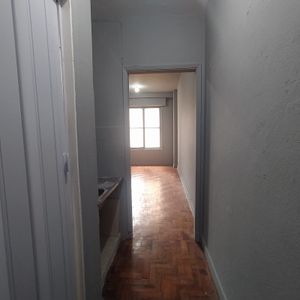 Image 4 - 883944