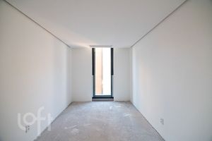 Image 27 - 883951