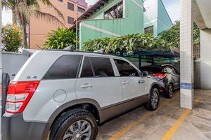 Image 26 - 883954