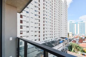 Image 4 - 883958