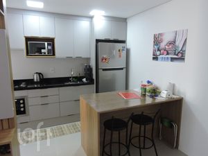 Image 10 - 883974