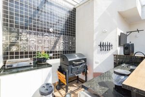 Image 3 - 883975
