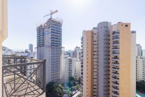 Image 14 - 883975