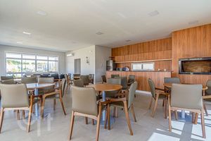 Image 10 - 883976