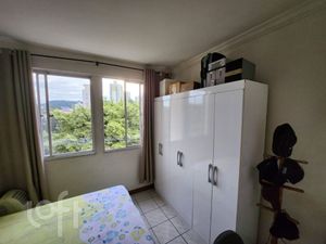 Image 7 - 883977