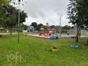 Image 13 - 884015