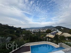 Image 27 - 884016
