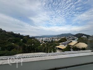 Image 21 - 884016