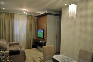 Image 0 - 884038
