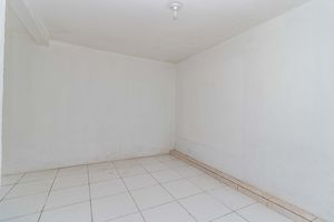 Image 7 - 884045