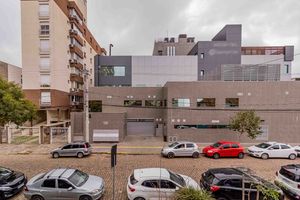 Image 62 - 884045