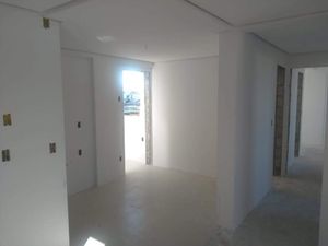 Image 3 - 884045