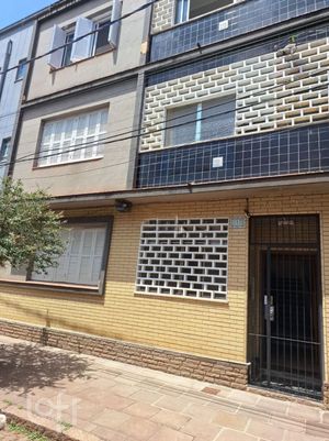 Image 14 - 884047