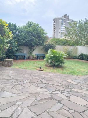 Image 22 - 884061