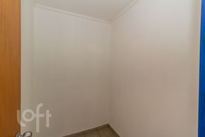 Image 49 - 884063