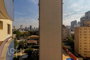 Image 13 - 884063