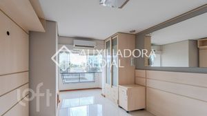 Image 11 - 884064