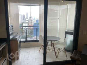 Image 4 - 884065