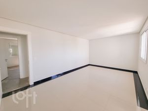 Image 3 - 884066