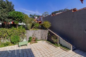Image 30 - 884069