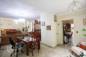 Image 9 - 884069