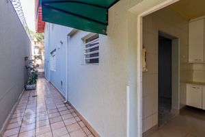 Image 61 - 884069