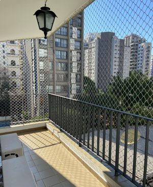 Image 7 - 884077