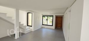 Image 9 - 884125