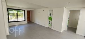 Image 16 - 884127