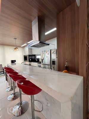 Image 11 - 884141