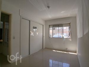 Image 10 - 884142