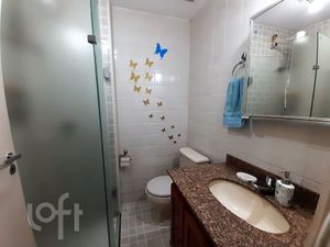 Image 17 - 884145