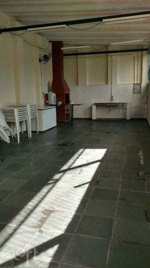 Image 21 - 884145