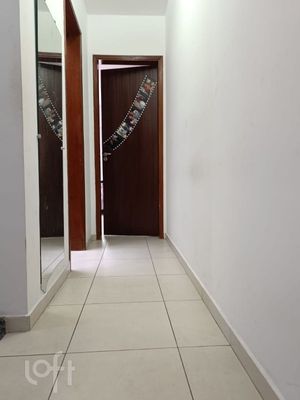 Image 5 - 884147