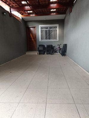 Image 15 - 884147