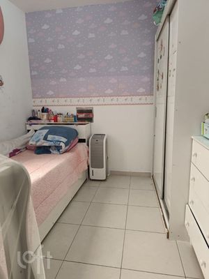 Image 7 - 884147